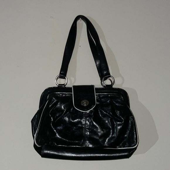 Black purse - Picture 1 of 3